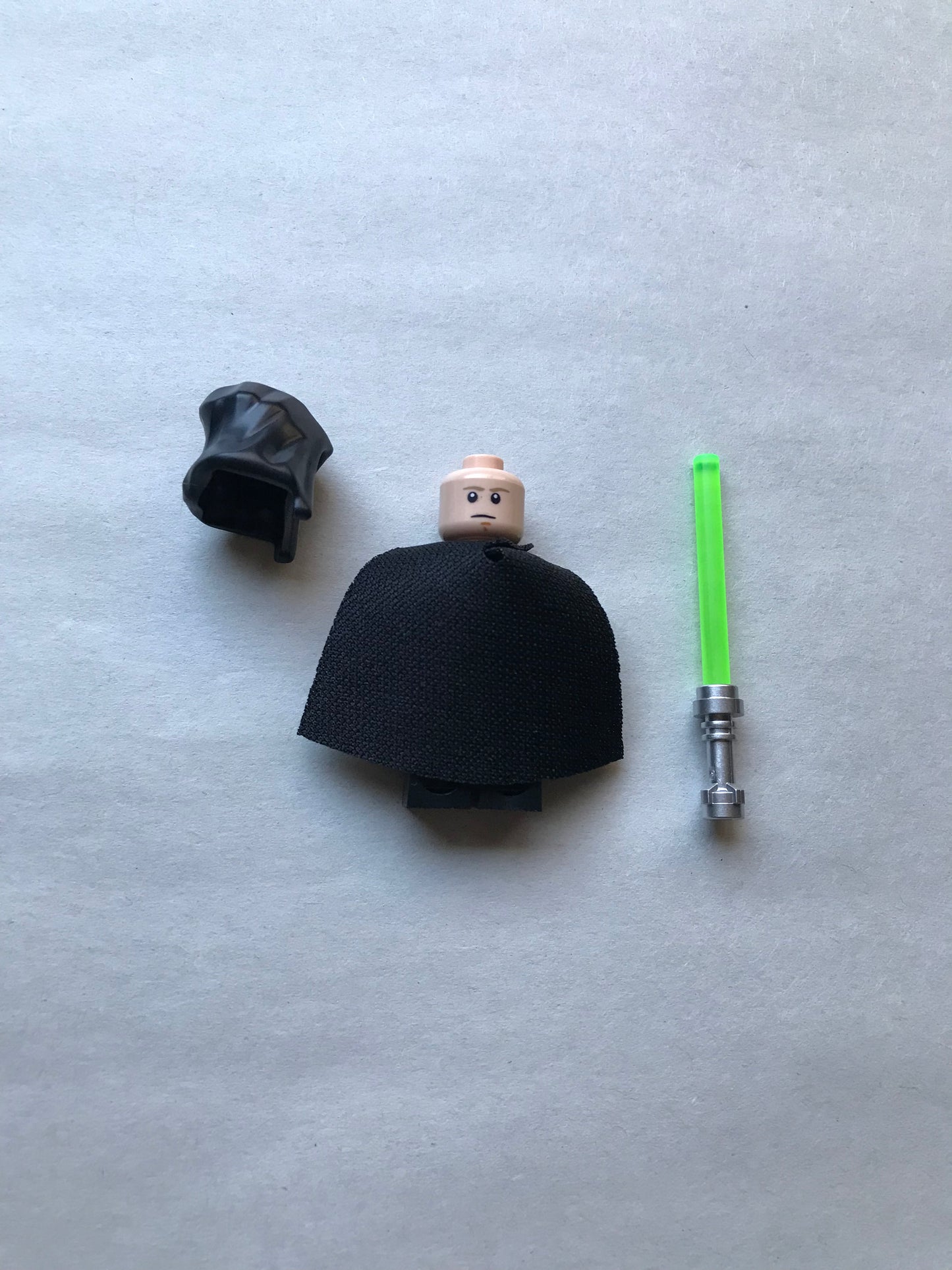 LEGO Star Wars Hooded Luke Skywalker Minifigure (Used)