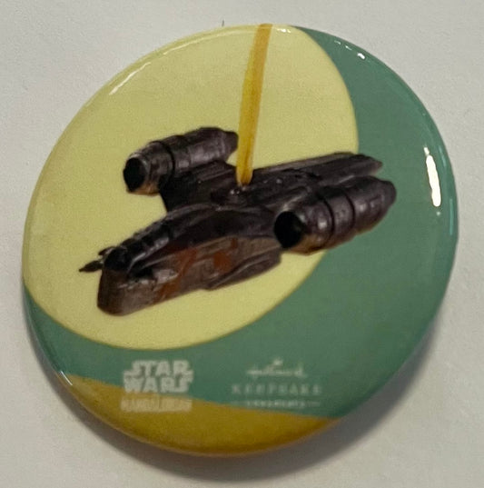 2022 SDCC Hallmark Star Wars Mandalorian Razor Crest Keepsake Pin Button