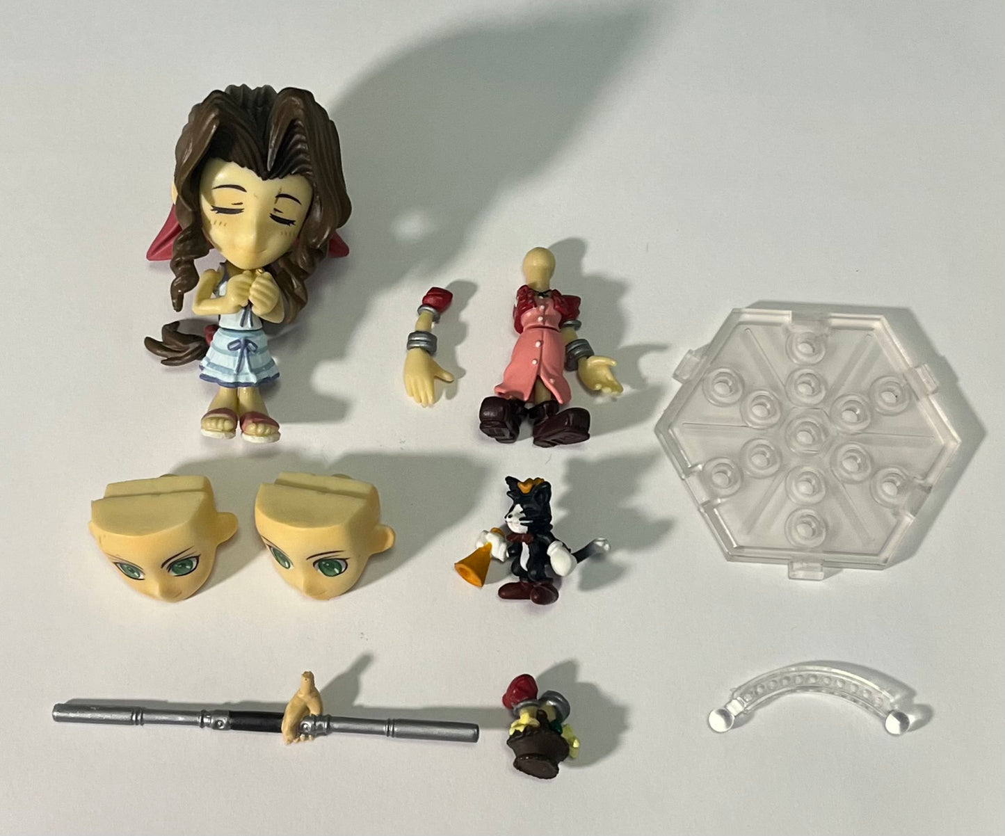 Trading Arts Kai Final Fantasy Mini Aerith Gainsborough Figure (Used) (Damaged) (Incomplete)