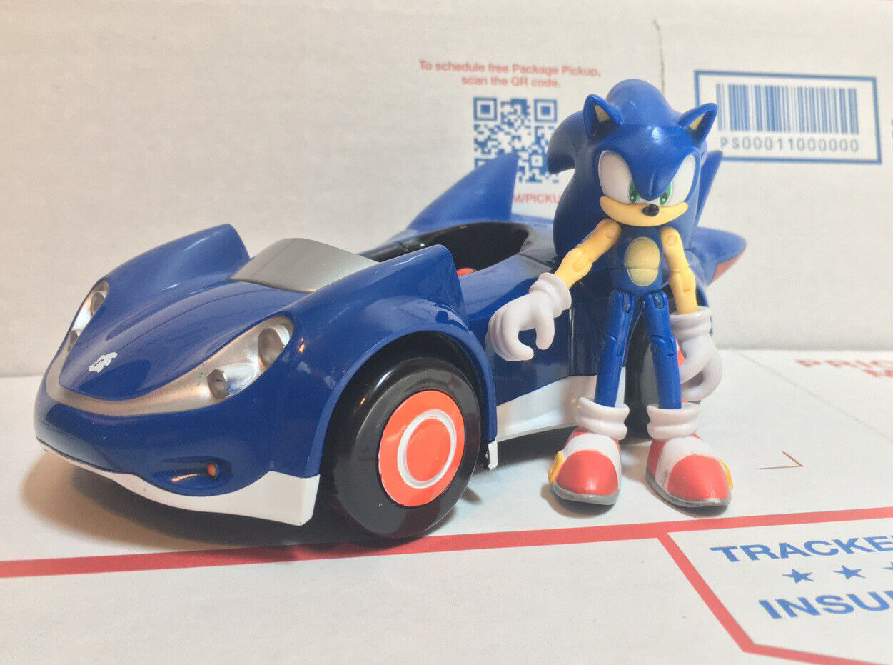 Jazwares 3" Inch Sonic and Sega All-Stars Racing Action Figure With Car (Used)