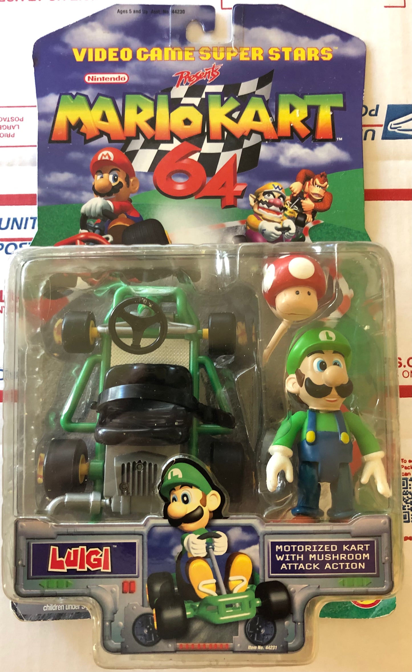 Mario Kart 64 ToyBiz Luigi with Mushroom Action Figure